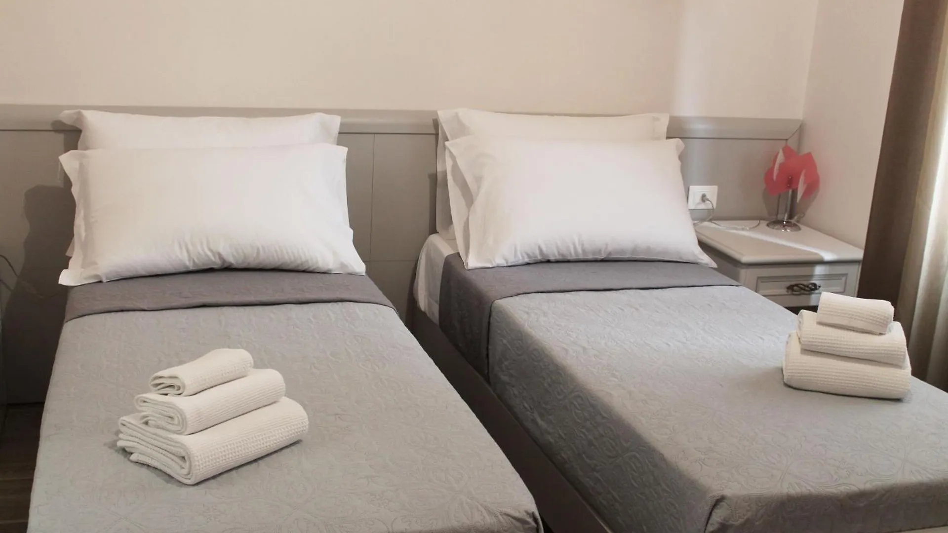 L'Acchiappasogni Vesuviano Guest House Portici Italia